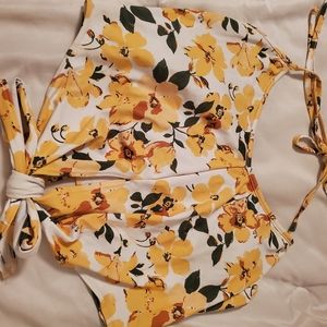 Swim suit top Kortni jean